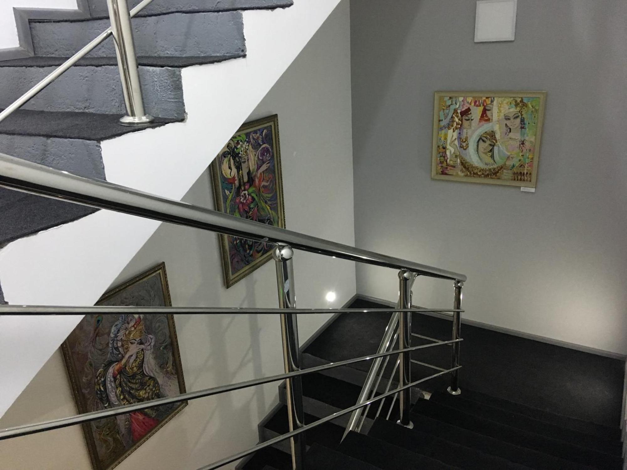 Jules Verne Hostel Tashkent Ngoại thất bức ảnh