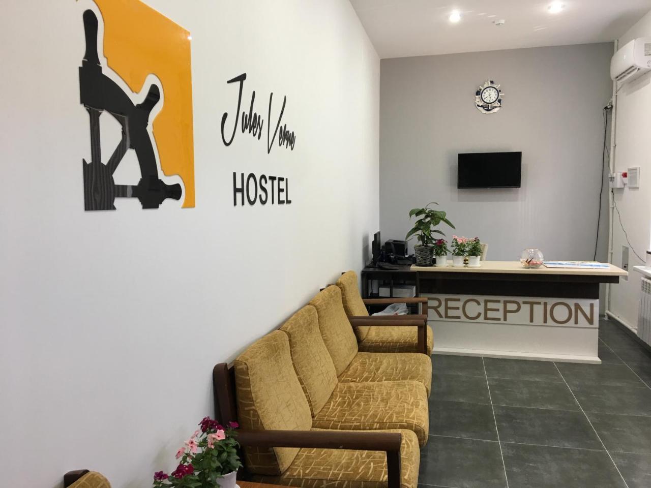 Jules Verne Hostel Tashkent Ngoại thất bức ảnh