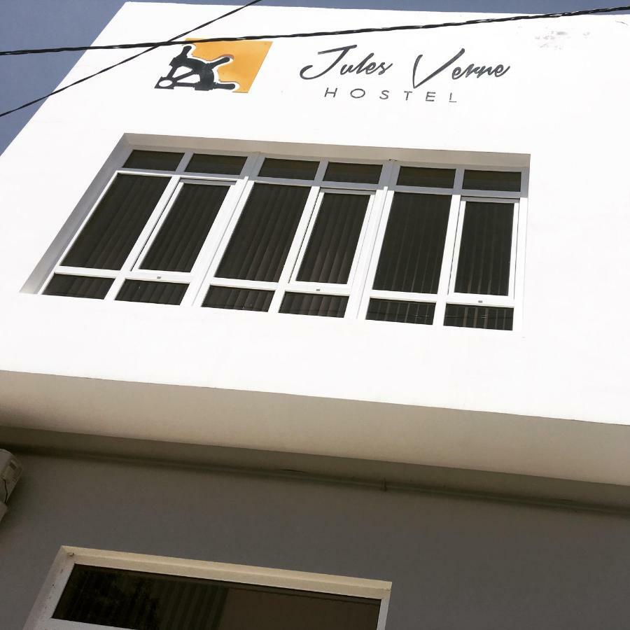 Jules Verne Hostel Tashkent Ngoại thất bức ảnh