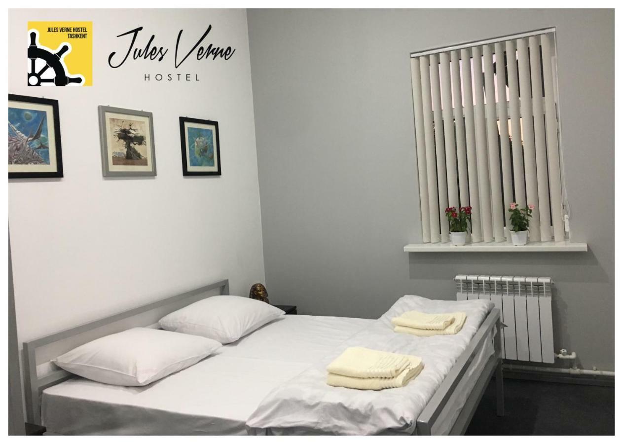 Jules Verne Hostel Tashkent Ngoại thất bức ảnh