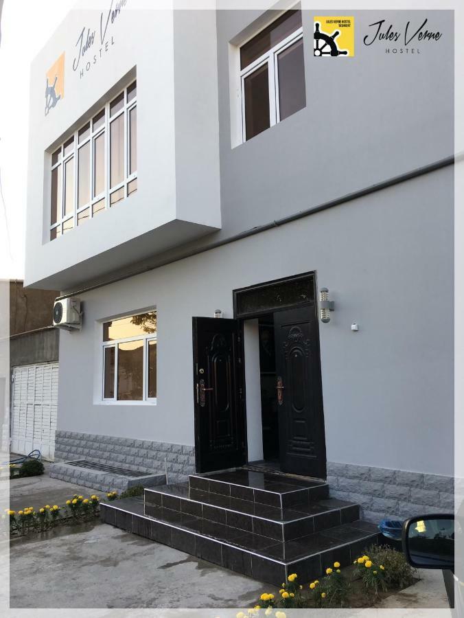 Jules Verne Hostel Tashkent Ngoại thất bức ảnh